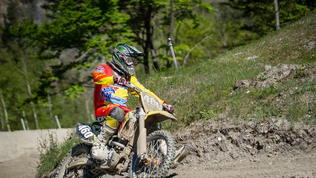 XBOWL MOTOCROSS RACE II