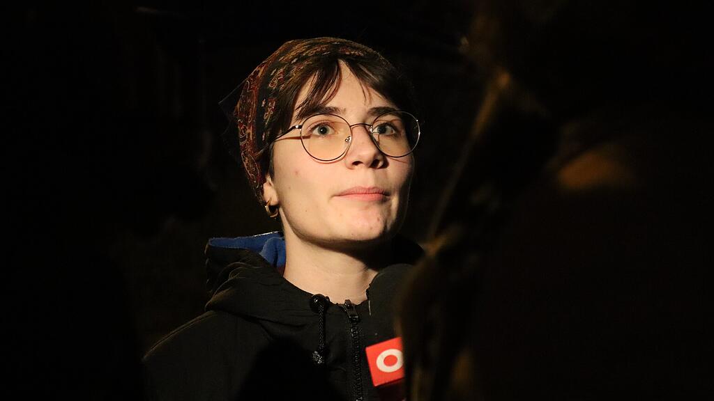 Klimaaktivisten demonstrieren vor der ORF Landeszentrale!