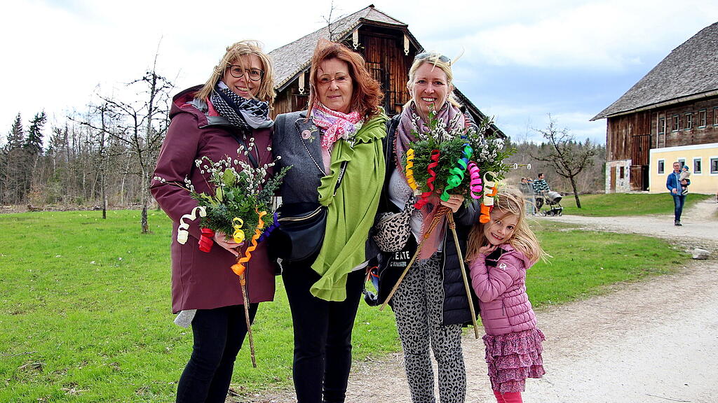 Gro\u00dfer Osternmarkt im Salzburger Freilichtmuseum