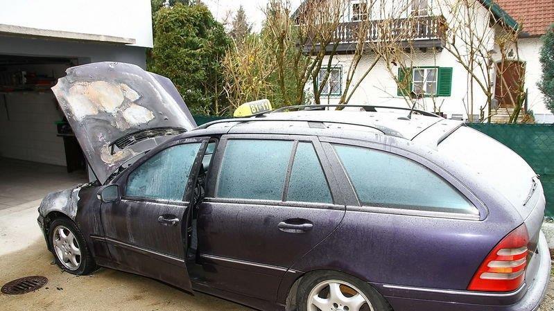 Bilder vom Garagenbrand