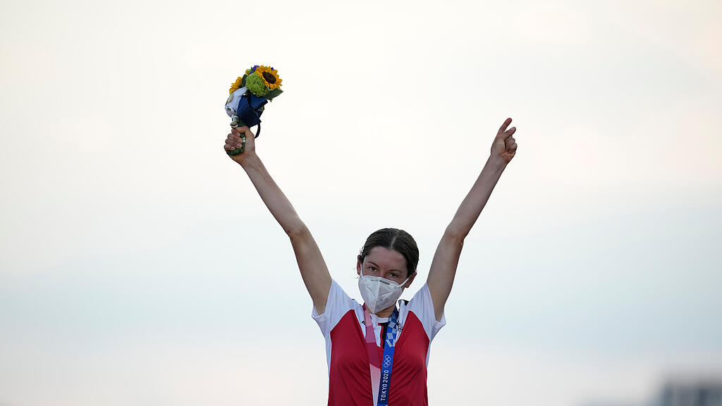 Anna Kiesenhofer: Olympia-Gold Rad-Stra\u00dfenrennen