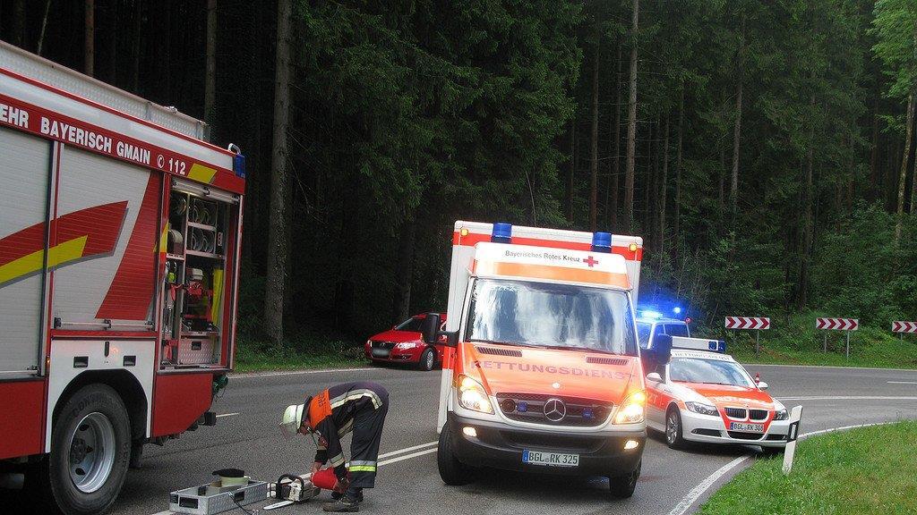 Pkw-Absturz über B20