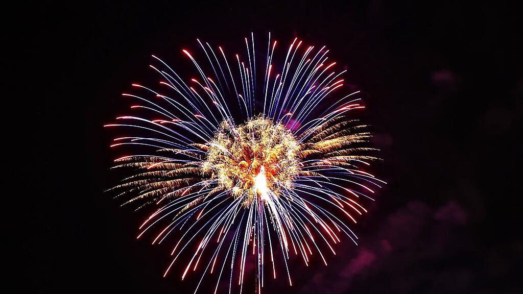 Dult-Feuerwerk 2025 II