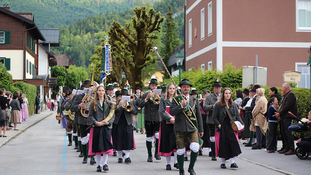 100 Jahre "d’Bleckwandla" in Strobl
