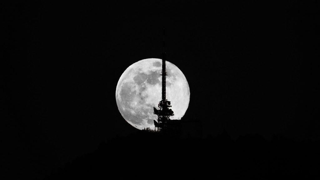 Vollmond über Salzburg