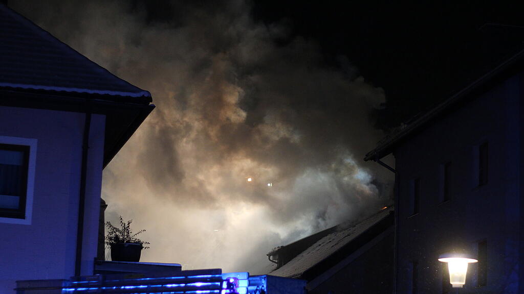 Gro\u00dfbrand im Ortszentrum von Tamsweg, II