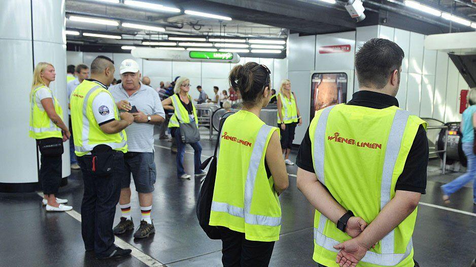 Ein Kontrollor wurde in der U3 von einem Schwarzfahrer attackiert