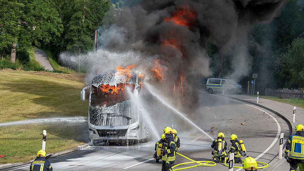 Reisebus_Brand_B20