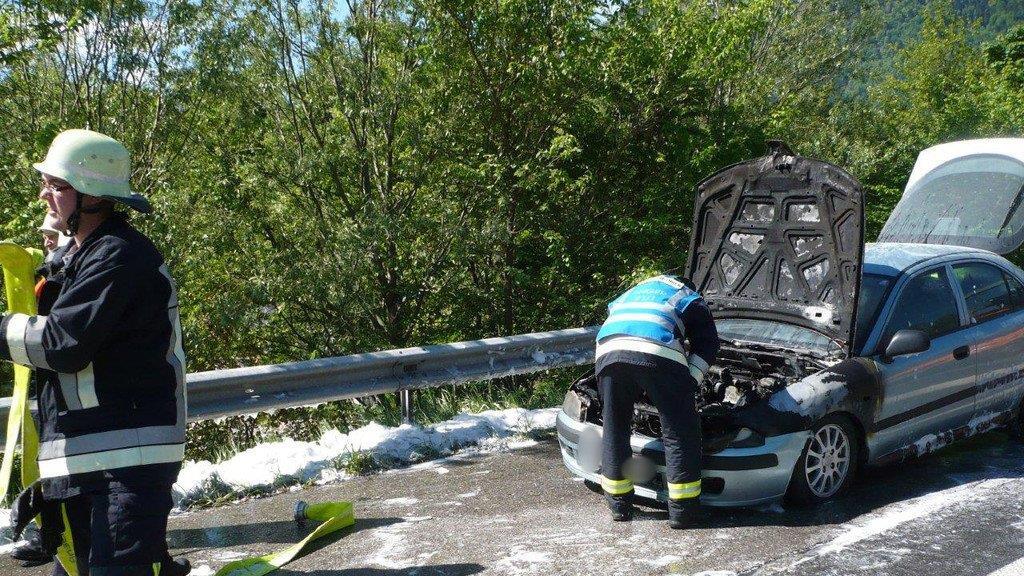 A8: Pkw ausgebrannt II