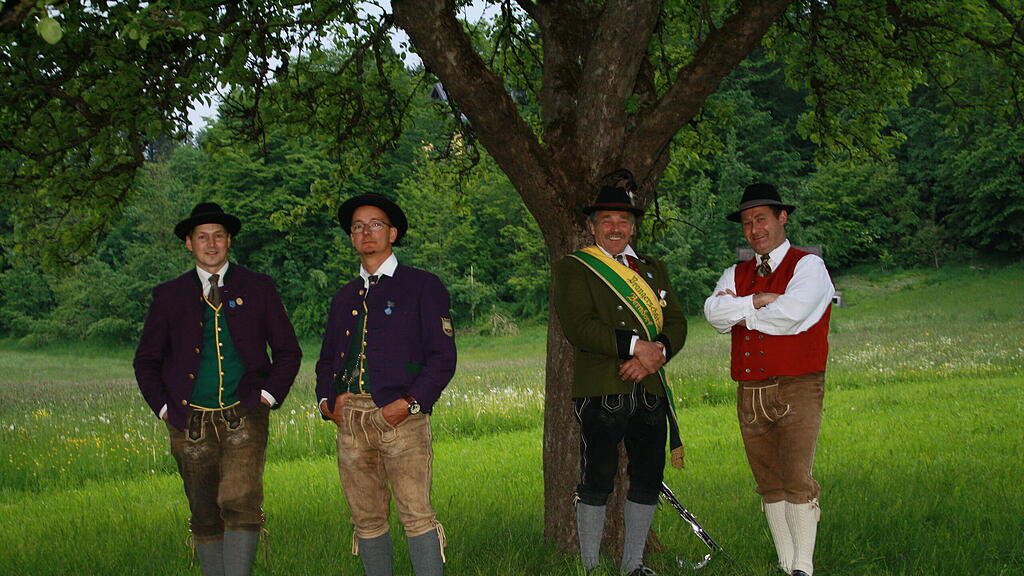 250 Jahre Prangerstutzensch\u00fctzen Thalgau