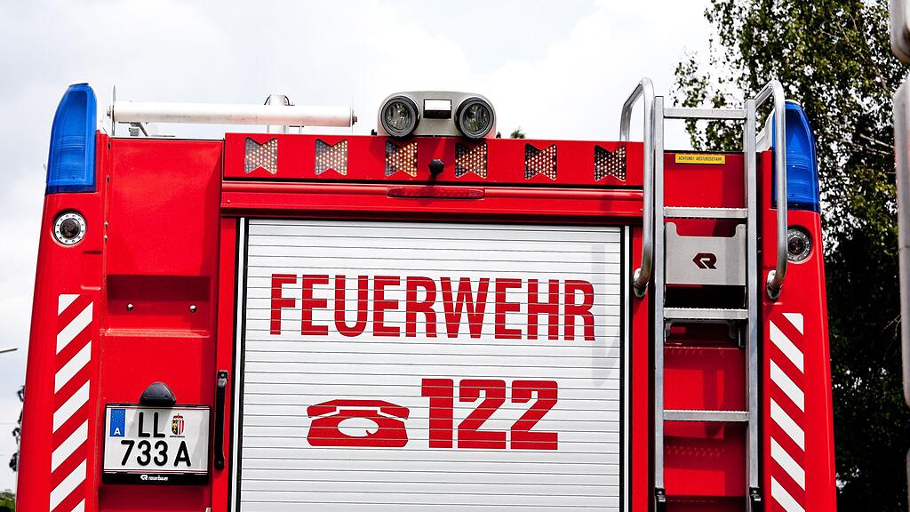 Die Bergheimerin versuchte selbst den Brand zu löschen (Symbolbild).