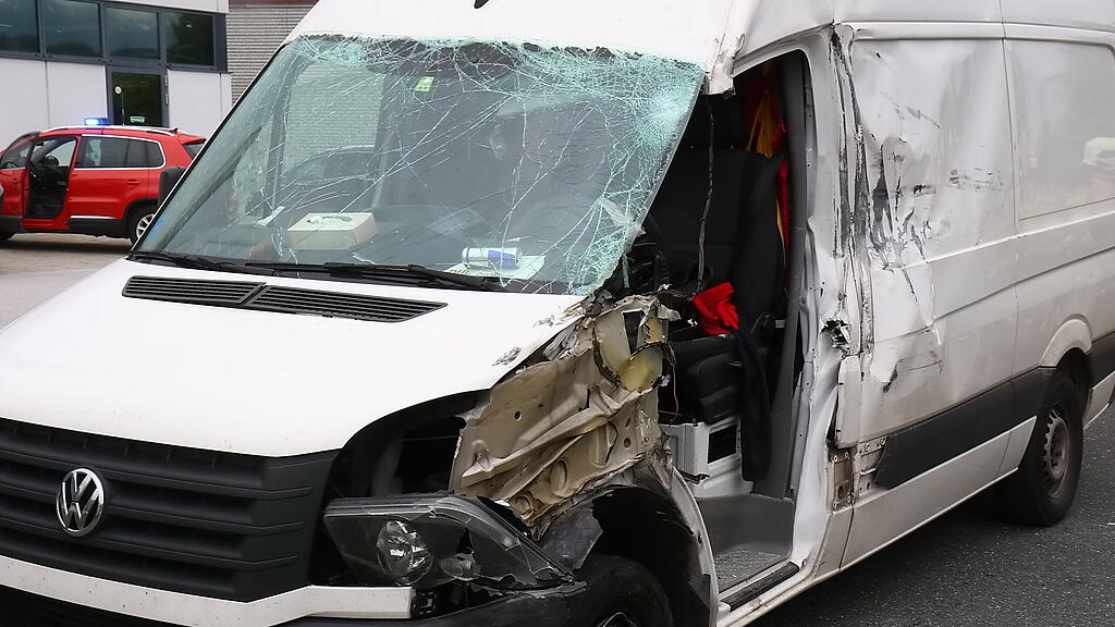 Unfall, Hallein