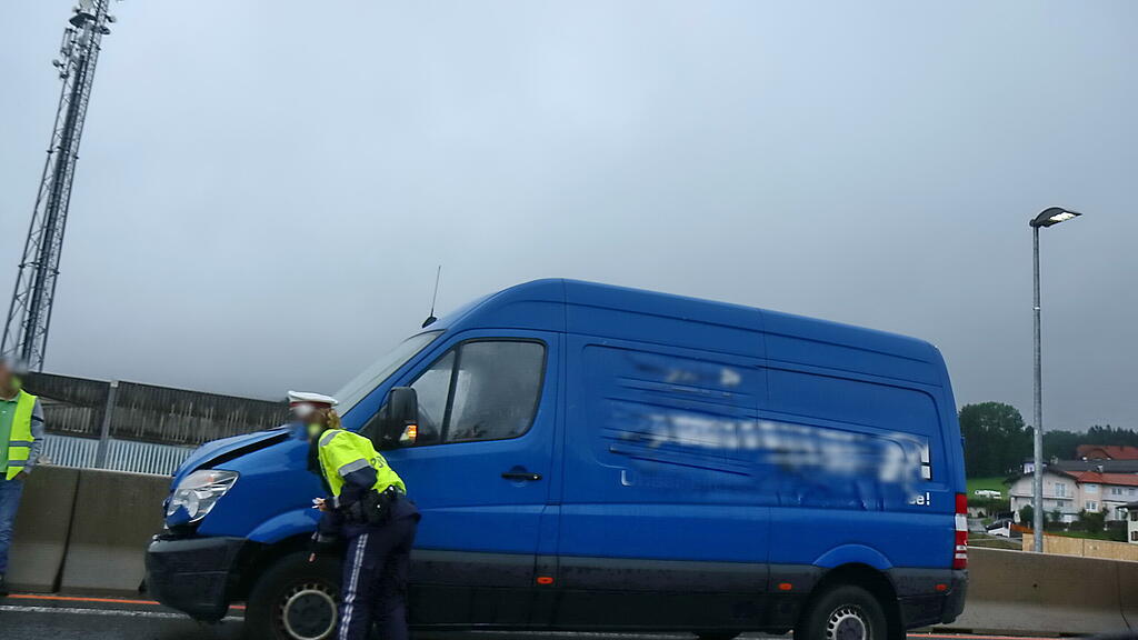 A10, Unfall, Hallein