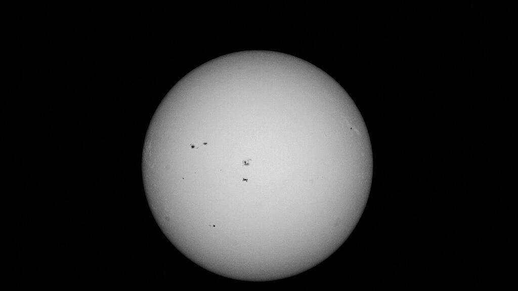 ISS vor der Sonne