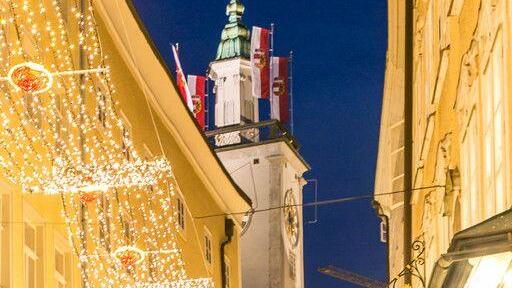 Weihnachtsbeleuchtung in der Getreidegasse