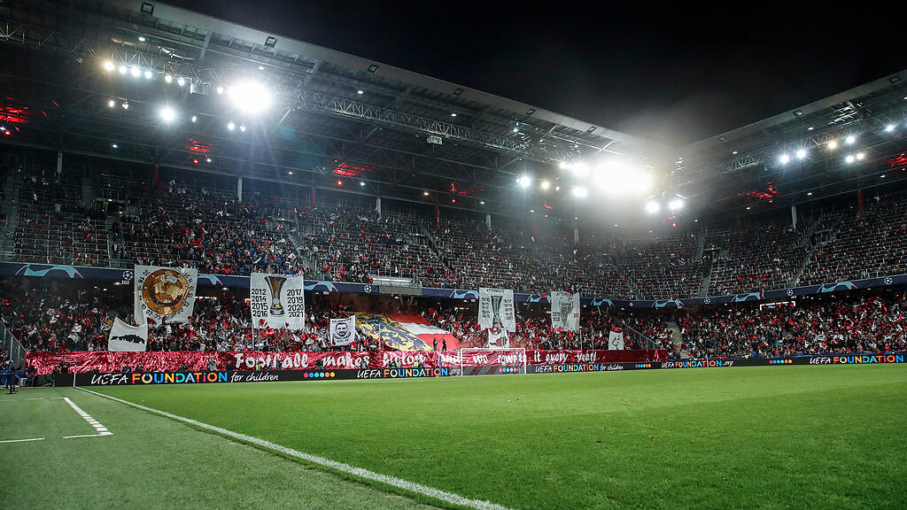 Salzburg_Lille_Champions_League_Choreo