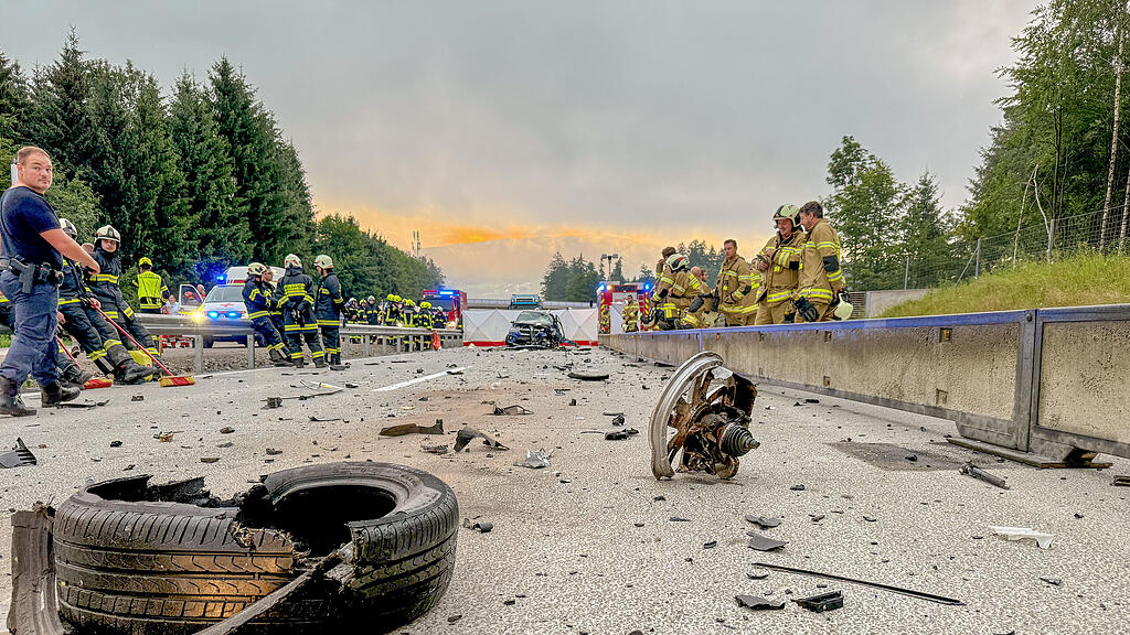 Geisterfahrerunfall fordert zwei Schwerverletzte auf A1 zwischen Thalgau und Mondsee