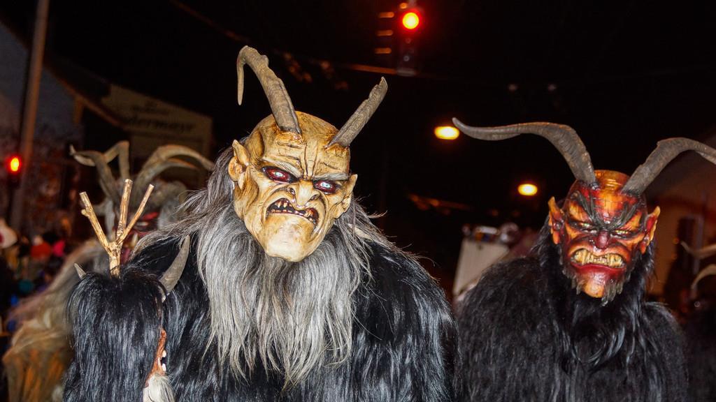 Gnigler Perchtenlauf