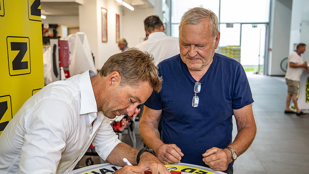 Hans Knauß, Zgonc-Eröffnung