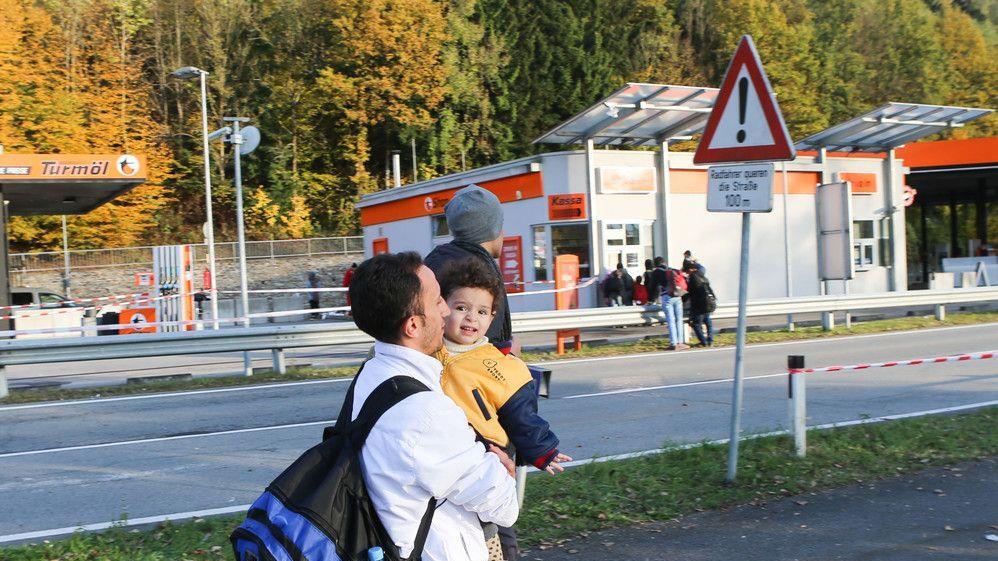 Flüchtlinge an der Grenze zwischen Oberösterreich und Deutschland