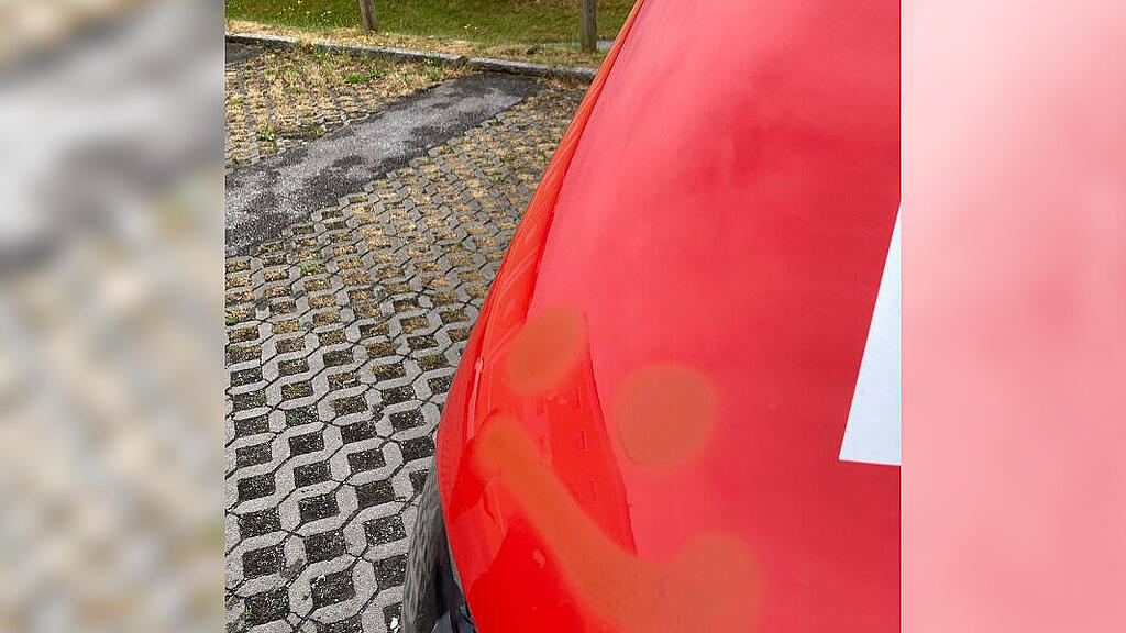 Beschmiertes Feuerwehrauto Fürstenbrunn