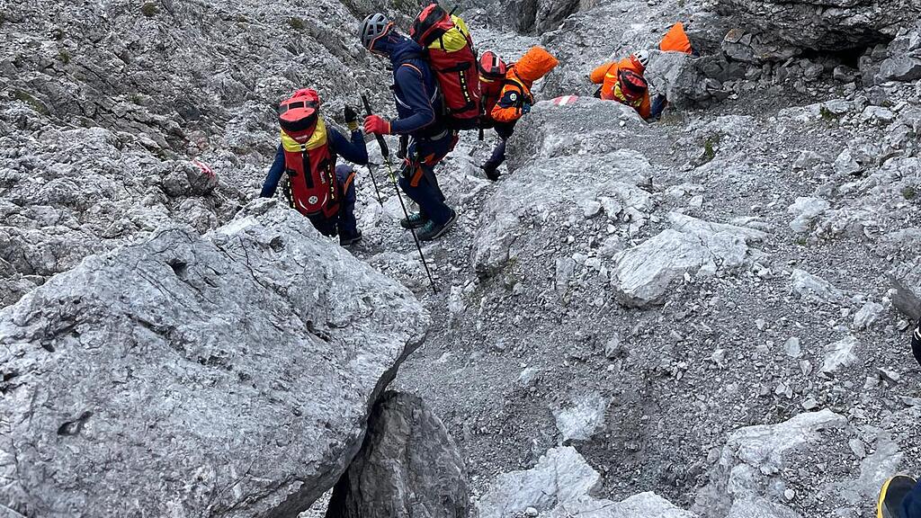 Bergrettung Klettersteig Dienten