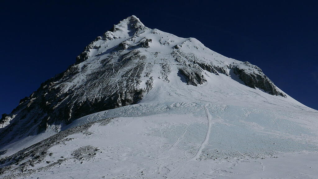 Furtenbach Mount Everest