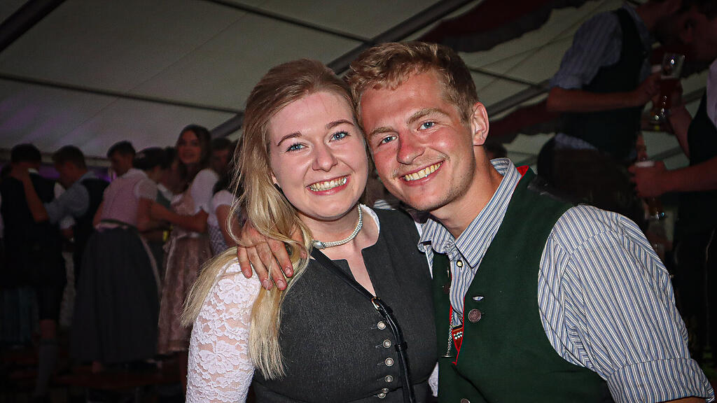 Bierzelt Unken