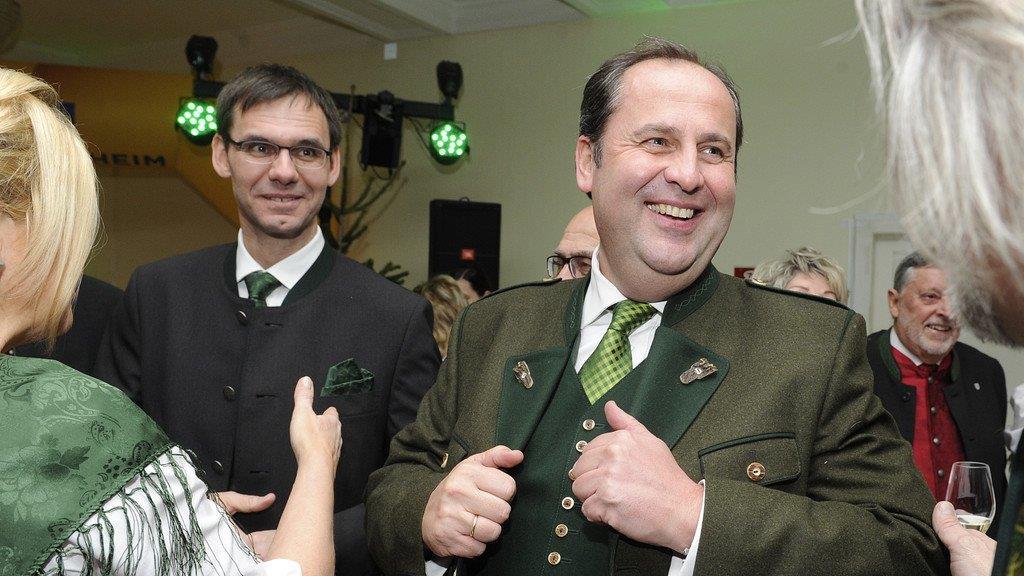 93. Jägerball