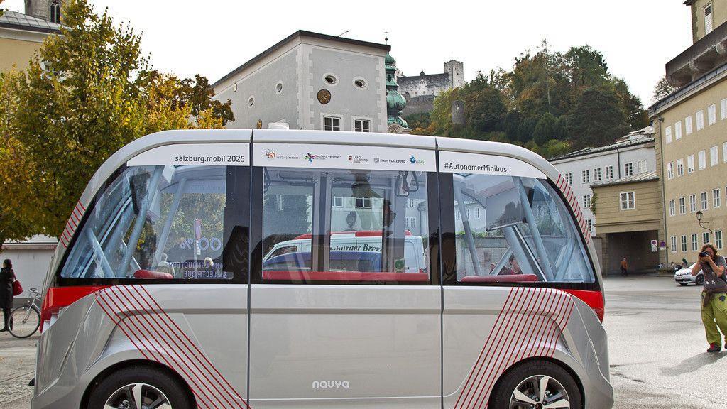 Selbstfahrender Bus in Salzburg vorgestellt