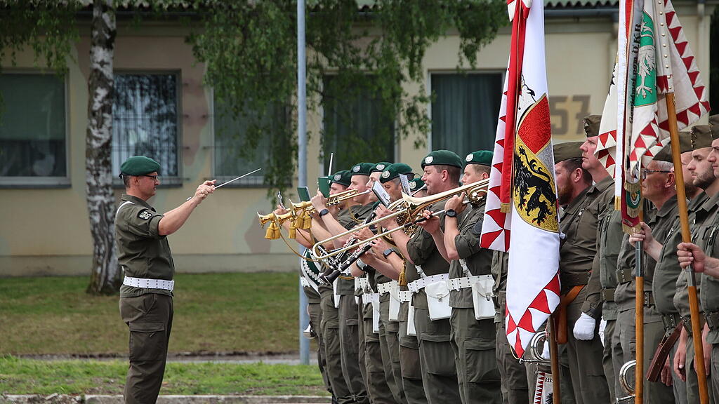 Kommando\u00fcbergabe Luftraum\u00fcberwachung