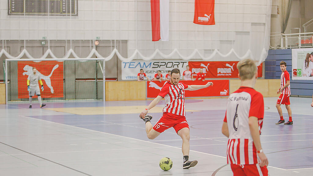 Salzburger Stier, Hallenfu\u00dfball
