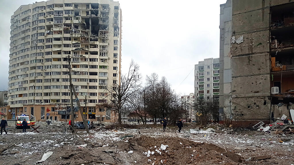 Ukraine-Krieg, Tag 9: Zerst\u00f6rung in Tschernigow