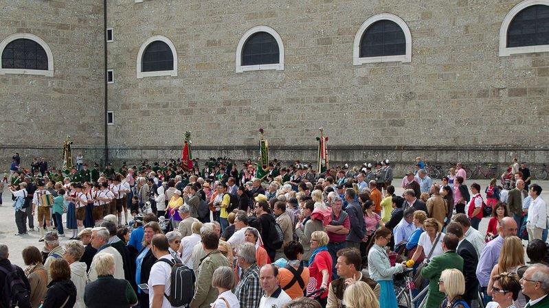 Dult: Umzug durch die Stadt