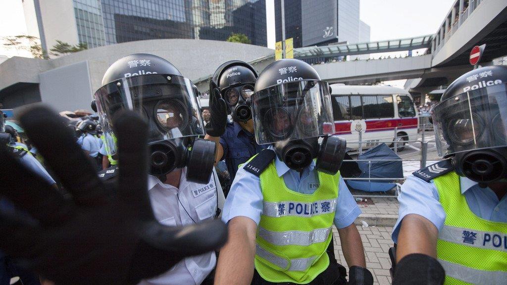 Demonstranten legen Hongkong lahm