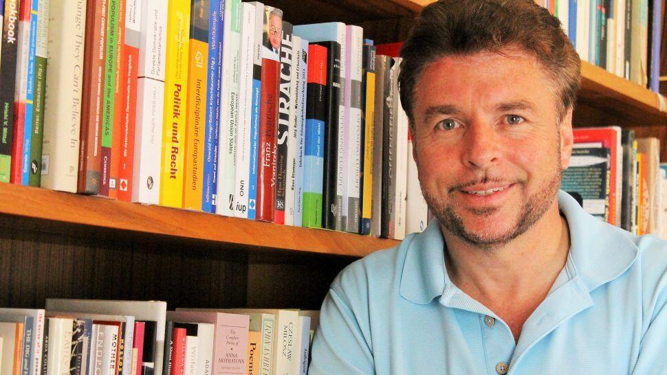 Kopie von Reinhard Heinisch kritisiert die Berichterstattung über Donald Trump in Österreich.