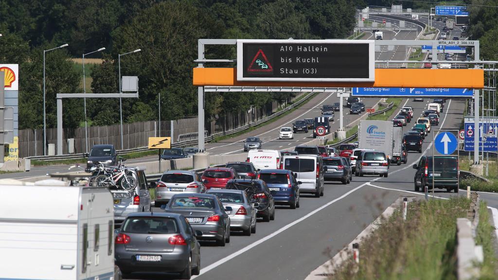 Die zweite Reisewelle aus Deutschland rollt am Wochenende durch Salzburg.