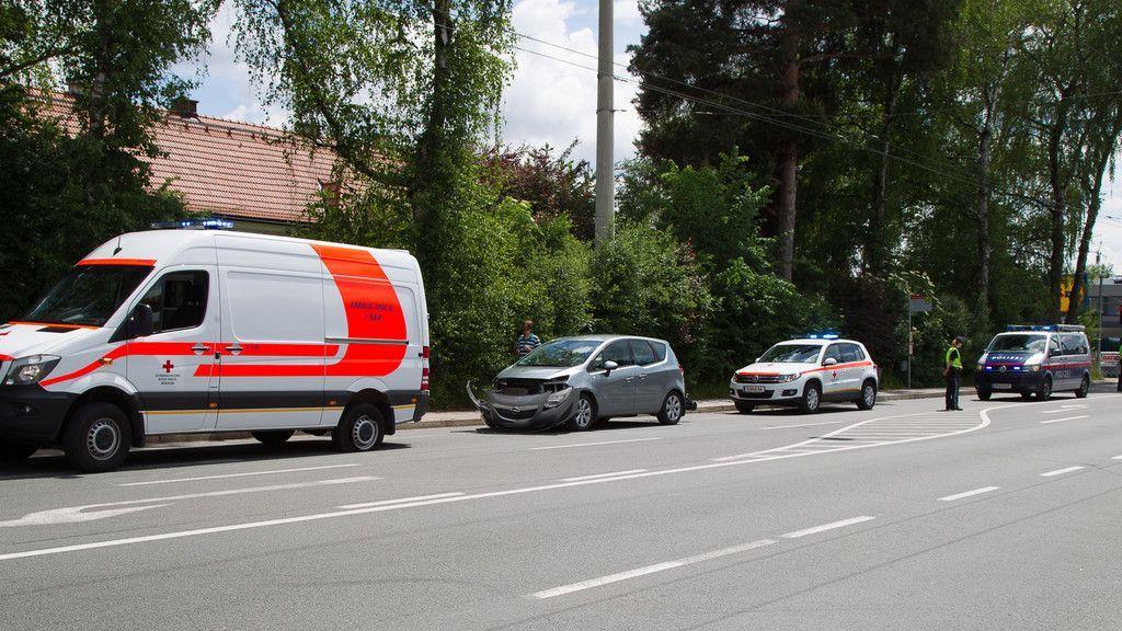 Unfall Rettungsfahrzeug