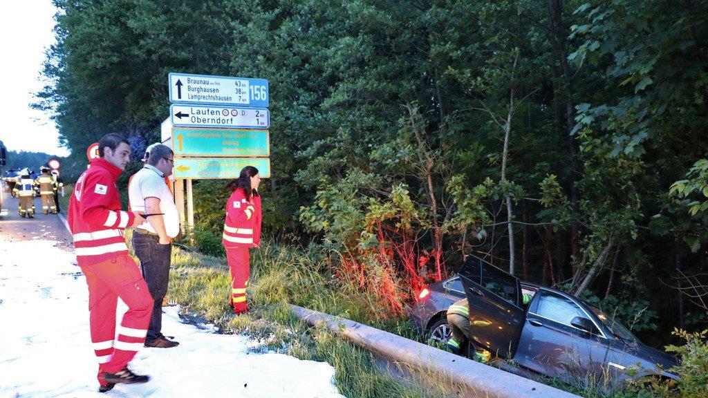 Schwerer Crash auf der B156