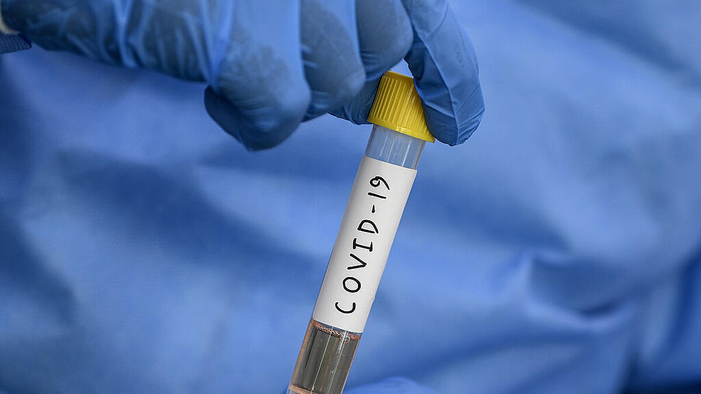 Geheilter Covid-19-Patient spendete Blutplasma