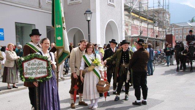 Dult: Umzug durch die Stadt, II