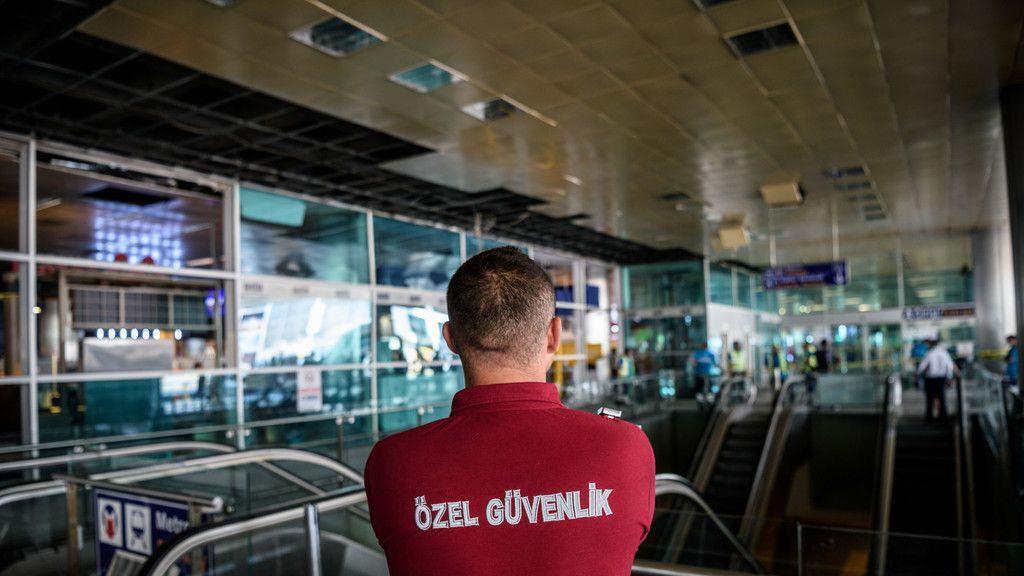 Atatürk-Flughafen in Istanbul nach Anschlag