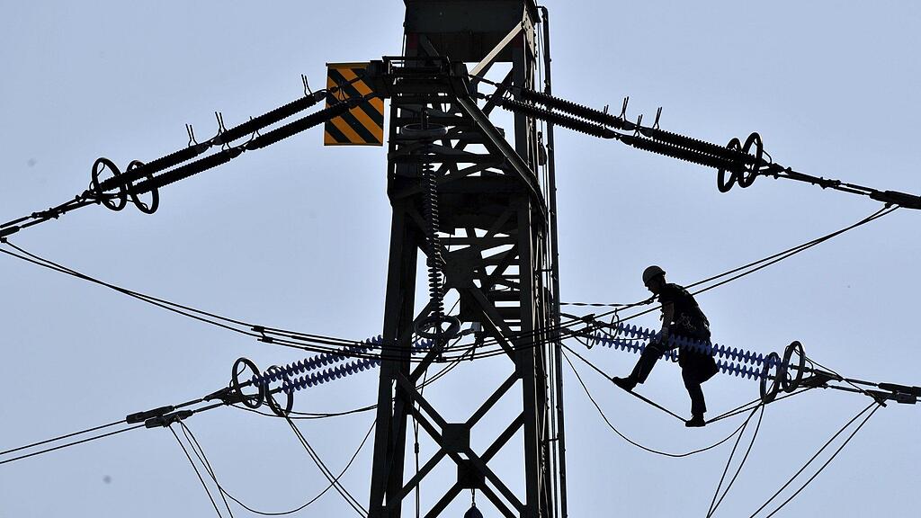 Ab Montag kann in der Salzburg-Arena über die 380-kV-Leitung diskutiert werden.