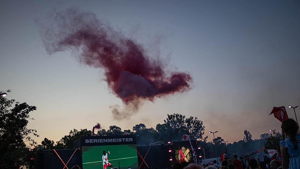 Die gro\u00dfe Meisterparty des FC RedBull Salzburg