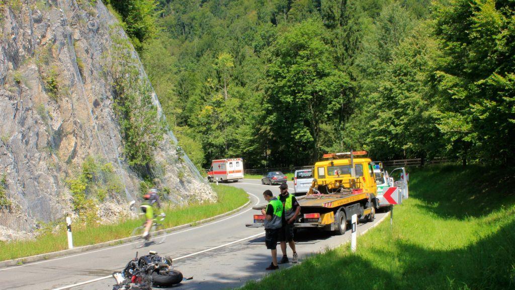 B305: Bilder der Unfallstelle