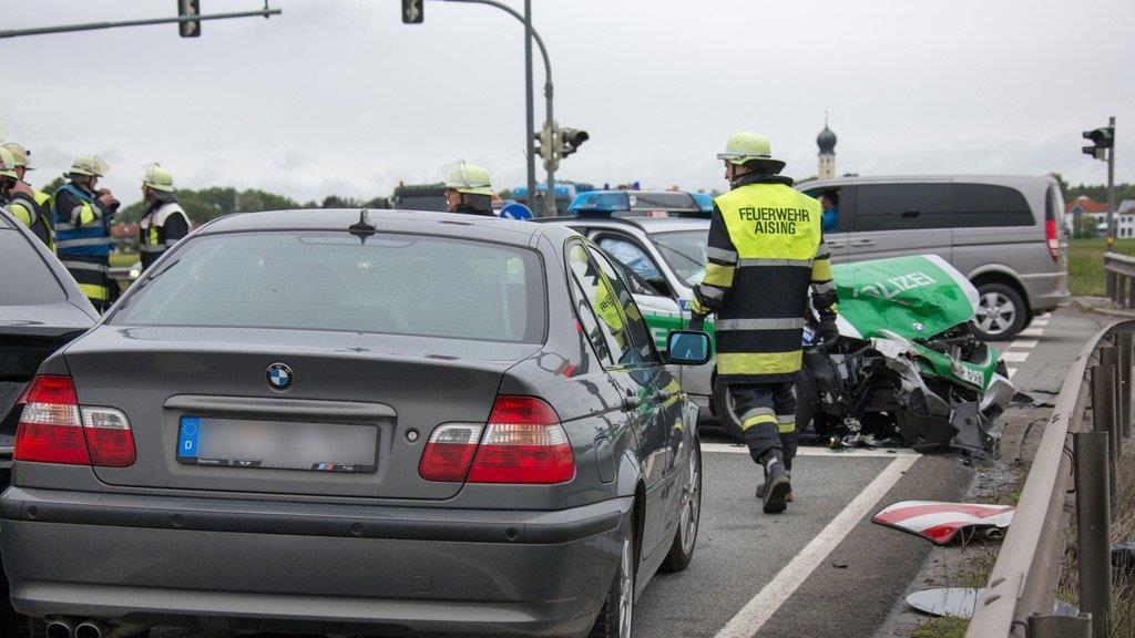 Unfall mit Polizeiauto