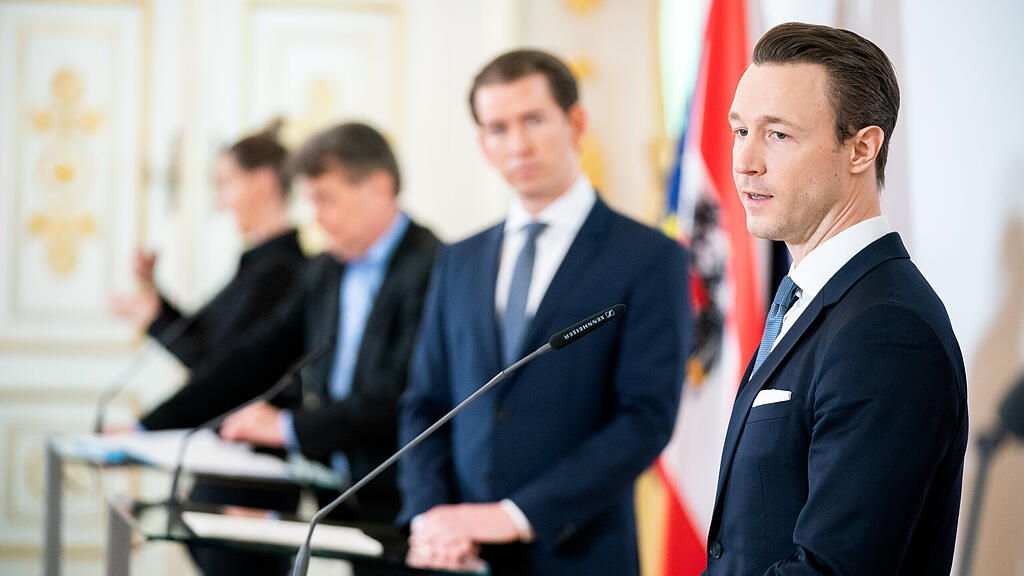 MINISTERRAT KOGLER  KURZ  BLÜMEL =.jpg