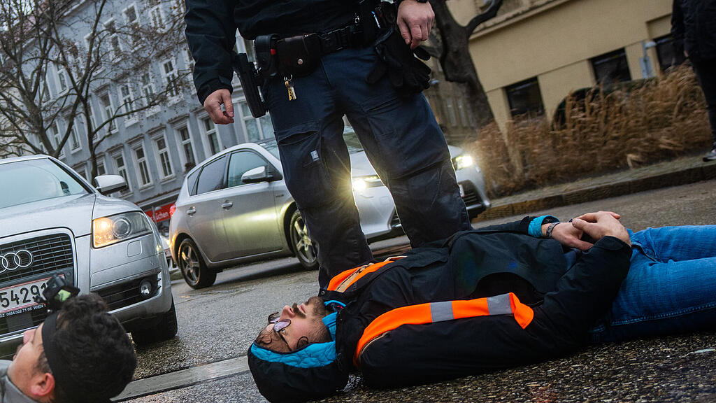 KLIMAAKTIVISTEN PRATERSTERN