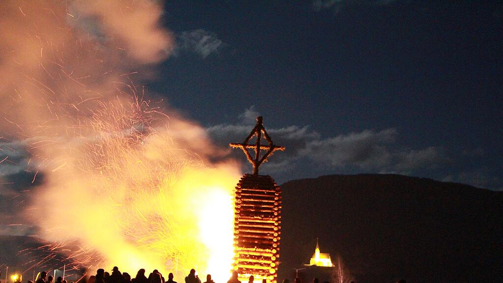 Osterfeuer Tamsweg und Thomatal