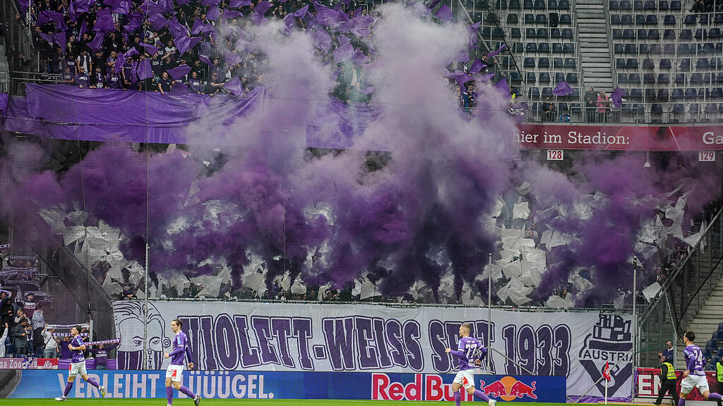 2. Liga: FC Liefering gegen Austria Salzburg